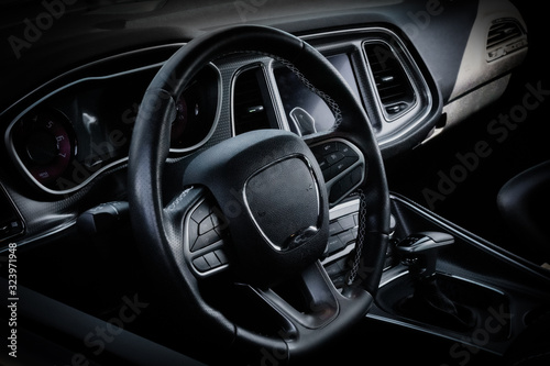 Bild auf Leinwand Modern Black Luxury Car Interior
