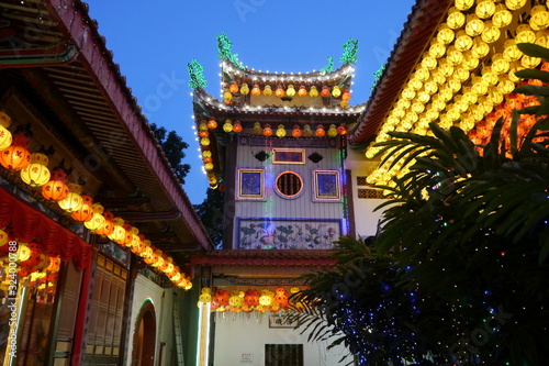 Leuchtende lampions Kek Lok Si Tempel - chinesisches Neujahrsfest photo