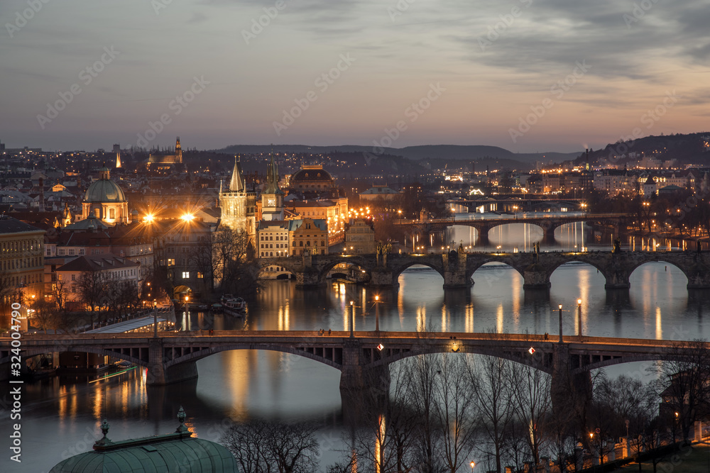 Obraz premium Altstadt von Prag bei Nacht 