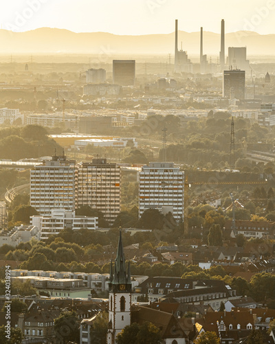 Ausblick über die Stadt Karlsruhe aus Richtung Turmberg Durlach