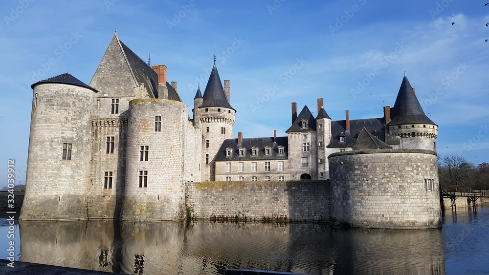 Château de Sully-sur-Loire - Vue Face - Est