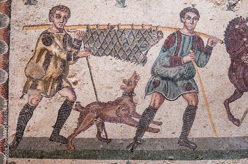 Cuadro en lienzo Mosaics in the floor of the old roman Villa del Casale of the 4th century A