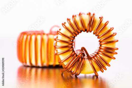 фотографія Copper Coil Hardware Electronic Component
