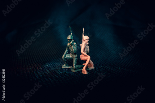 Fotografija Green and Tan Army men with radios