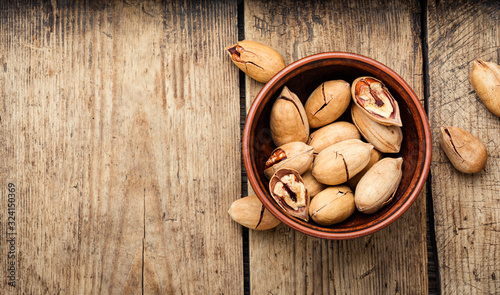 Unshelled pecans nut