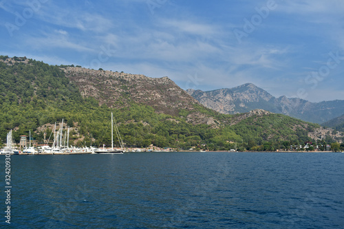 sea port at the foot of the mountains