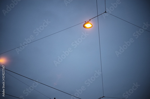Strassenlampe am Moregn photo