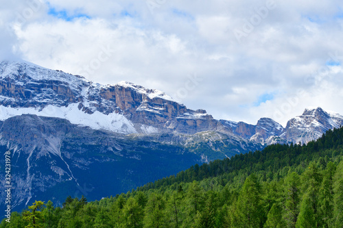 Die Berge um Cortina d’Ampezo in Italien © Karin Jähne