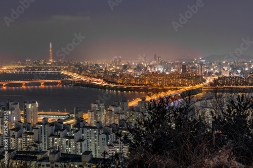 서울 매봉산에서 바라본 낮 도시 풍경과 밤 야경 photo