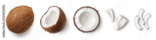 Foto Set of fresh whole and half coconut and slices