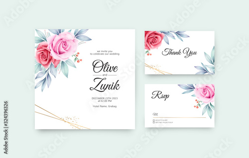 Beautiful wedding invitation set with floral decoration watercolor