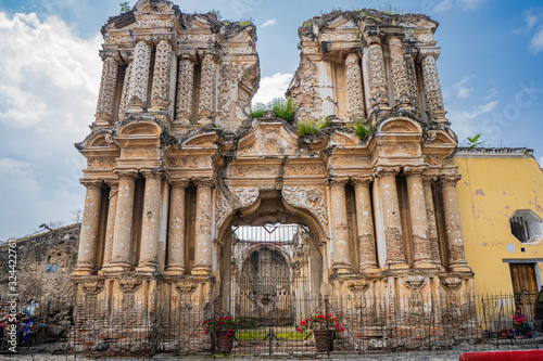 Ruinas de la iglesia del Carmen Antigua Guatemala.