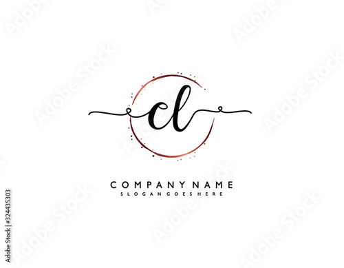 letter CL LC minimalist feminine handwriting logo. vector design of wedding invitation badges, fashion, beauty,