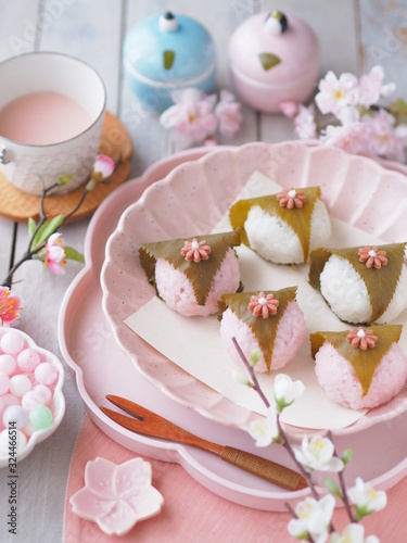 ひな祭り 2色の桜餅