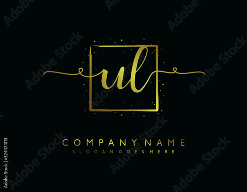 letter UL LU minimalist feminine handwriting logo. vector design of wedding invitation badges, fashion, beauty, photo