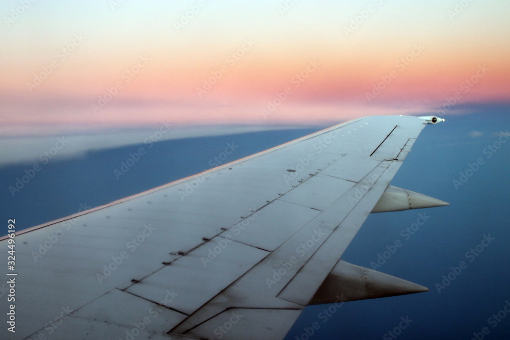 Puesta de sol desde un avión