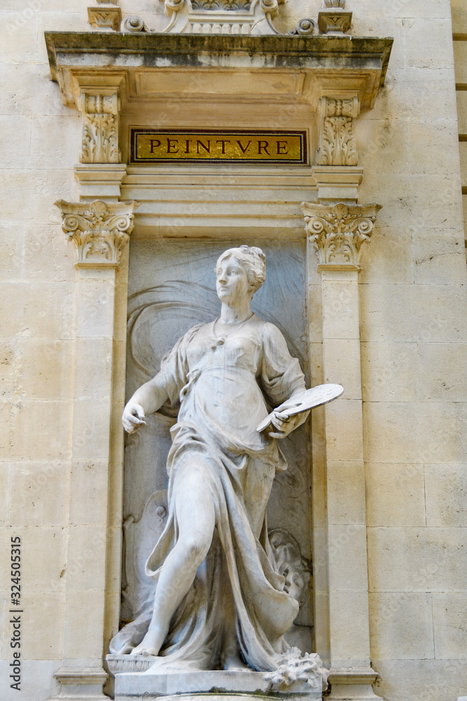 Obraz premium ニーム ジュールス・サレス美術館