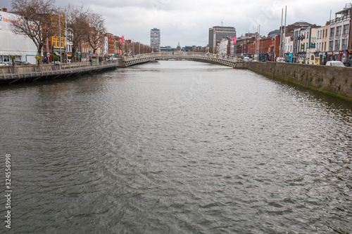 Fototapeta Liffey River and the Halfpenny Bridge, Dublin, Ireland