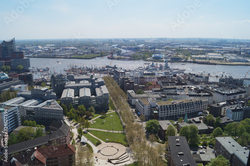 Hamburg Panorama vom Michel © Mira
