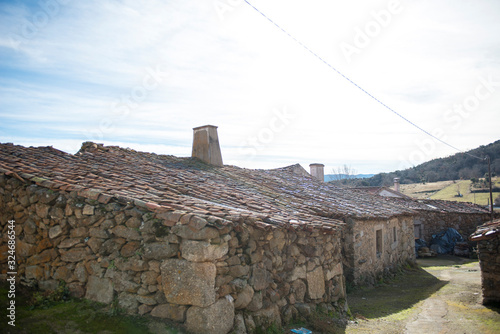 COLLADO DEL MIRON AVILA