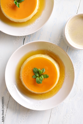 Caramel custard pudding