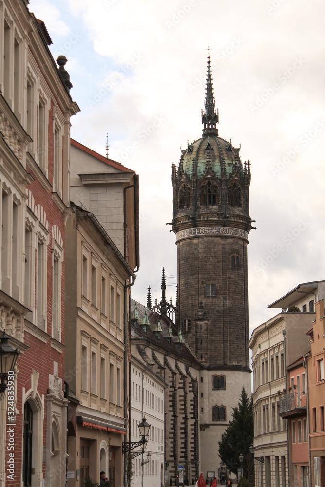 Lutherstadt Wittenberg; Schlossstraße mit Schlosskirche