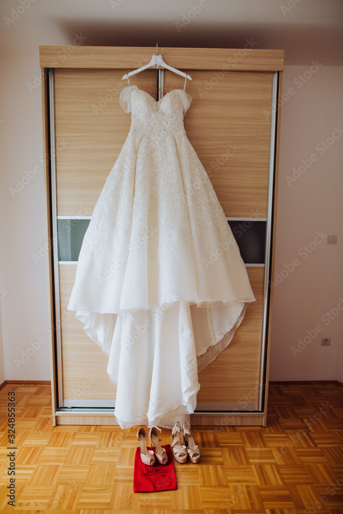 white wedding dress white wedding dress