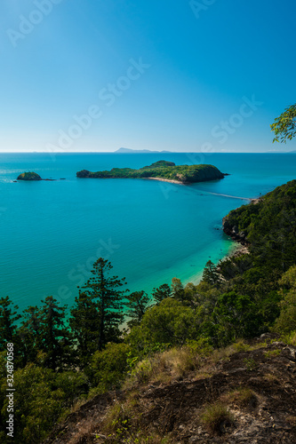 Panorama Island turqouise ocean Cape Hillsborough Australia © Simon