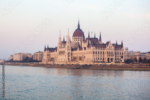 Budapest Parliament building and Danube river, Hungary © k_samurkas