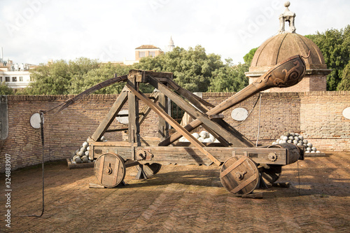 Historic catapult on the stands of a Castle Fototapeta