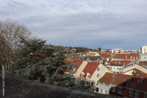 Vue en plongée sur les toîts de la ville de Montébliard - ville de Montbéliard - Département du Doubs - Région Franche Comté - France © ERIC