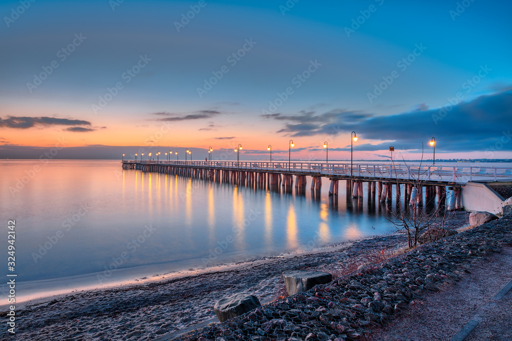 Fototapeta premium Sunrise at the pier in Orłowo in Gdynia
