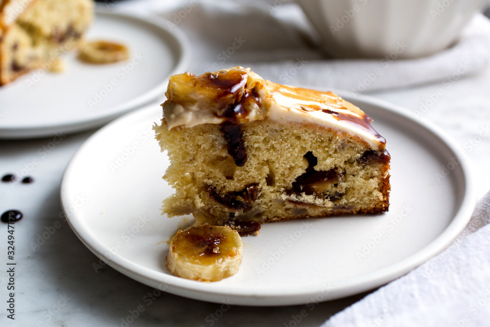 Sliced banana cake with sesame and dates Sliced banana cake with sesame and dates