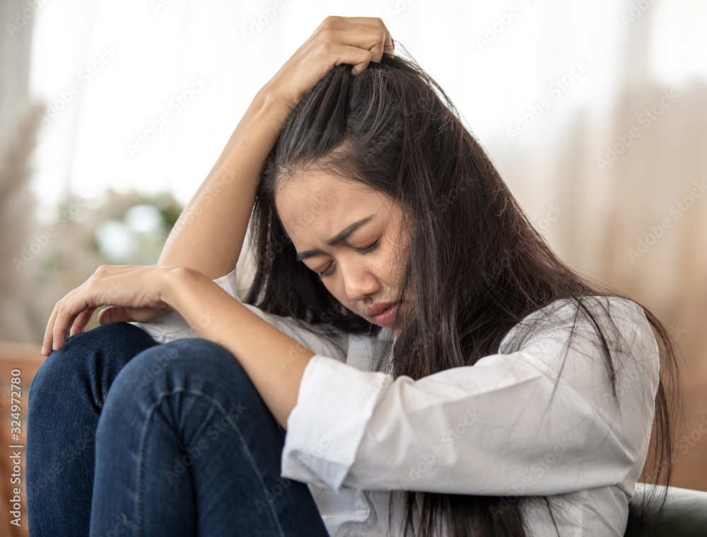Asian women have life problems that cause stress and anxiety. Asian women have life problems that cause stress and anxiety.
