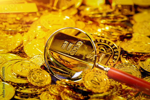 Wallpaper Mural Gold bars in gold coins Torontodigital.ca