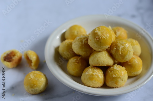 Nastar is a kind of pastry The origin is said to be from Dutch ananas and taart.