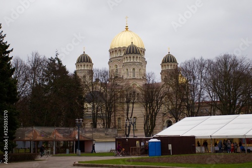 cathedral of christ the saviour in moscow