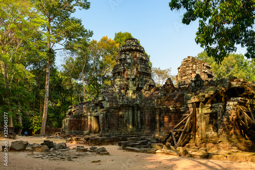L'entrée de la seconde enceinte de l'entrée ouest du temple Ta Som dans le domaine des temples de Angkor, au Cambodge