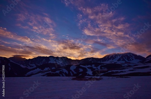 夜明けの北アルプス 立山アルパイン