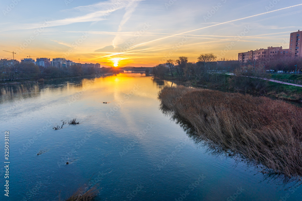 Sunrise on the banks of the Ebro river in Zaragoza