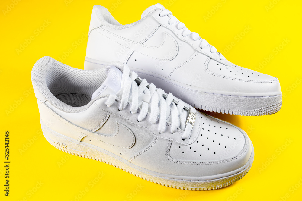 chaussure nike air, air force 1 Stock Photo | Adobe Stock