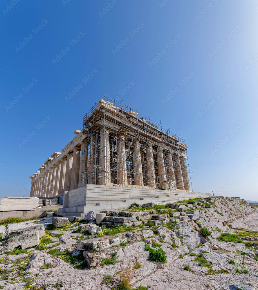 Fototapeta premium Parthenon the famous ancient Greek temple standing on Acropolis of Athens hill