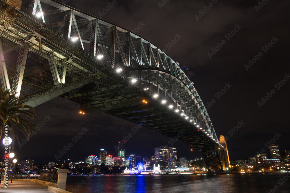 Sydney Harbourbridge at night