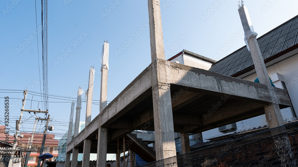 Unfinished construction includes only house structures.