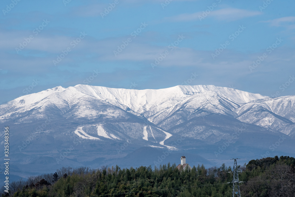 Fototapeta premium 冬の蔵王連峰