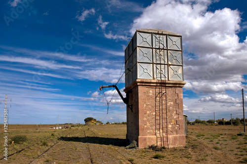 Wassertank auf dem aufgelassenen Bahnhof von Jaramillo, Patagonien, Argentinien photo