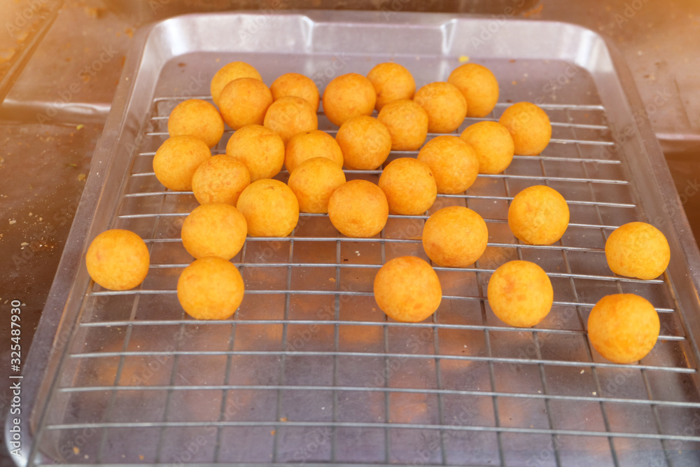 fresh apricots in a bowl fresh apricots in a bowl