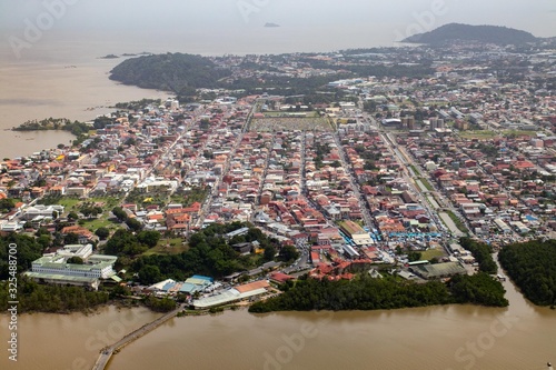 Tableau sur toile Ville de cayenne