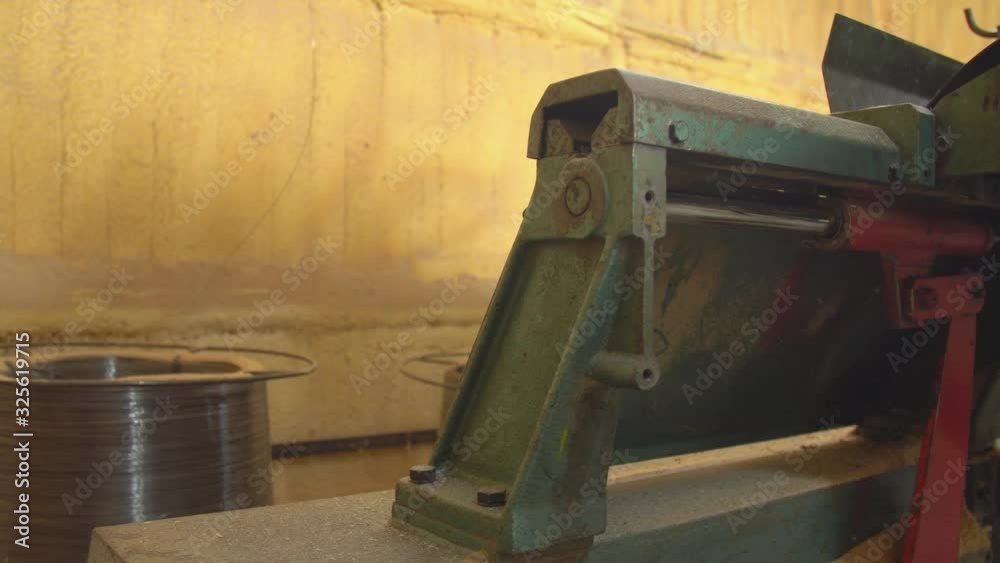 repetitive motion machine element