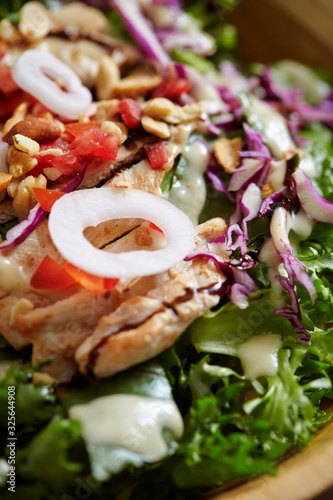 Grilled chicken with peanuts salad 